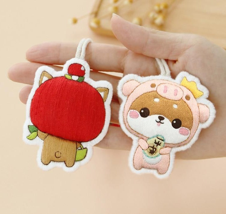 Craft Sweet Cheeks Puppy Keychain Embroidery Set - Moonlit Heaven